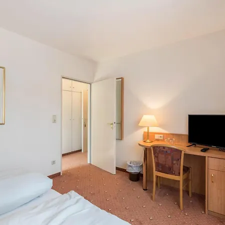 Am Stadtpark מלון דירות