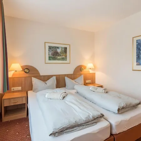 Am Stadtpark 아파트호텔 3*