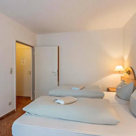Hotel apartamentowy Am Stadtpark